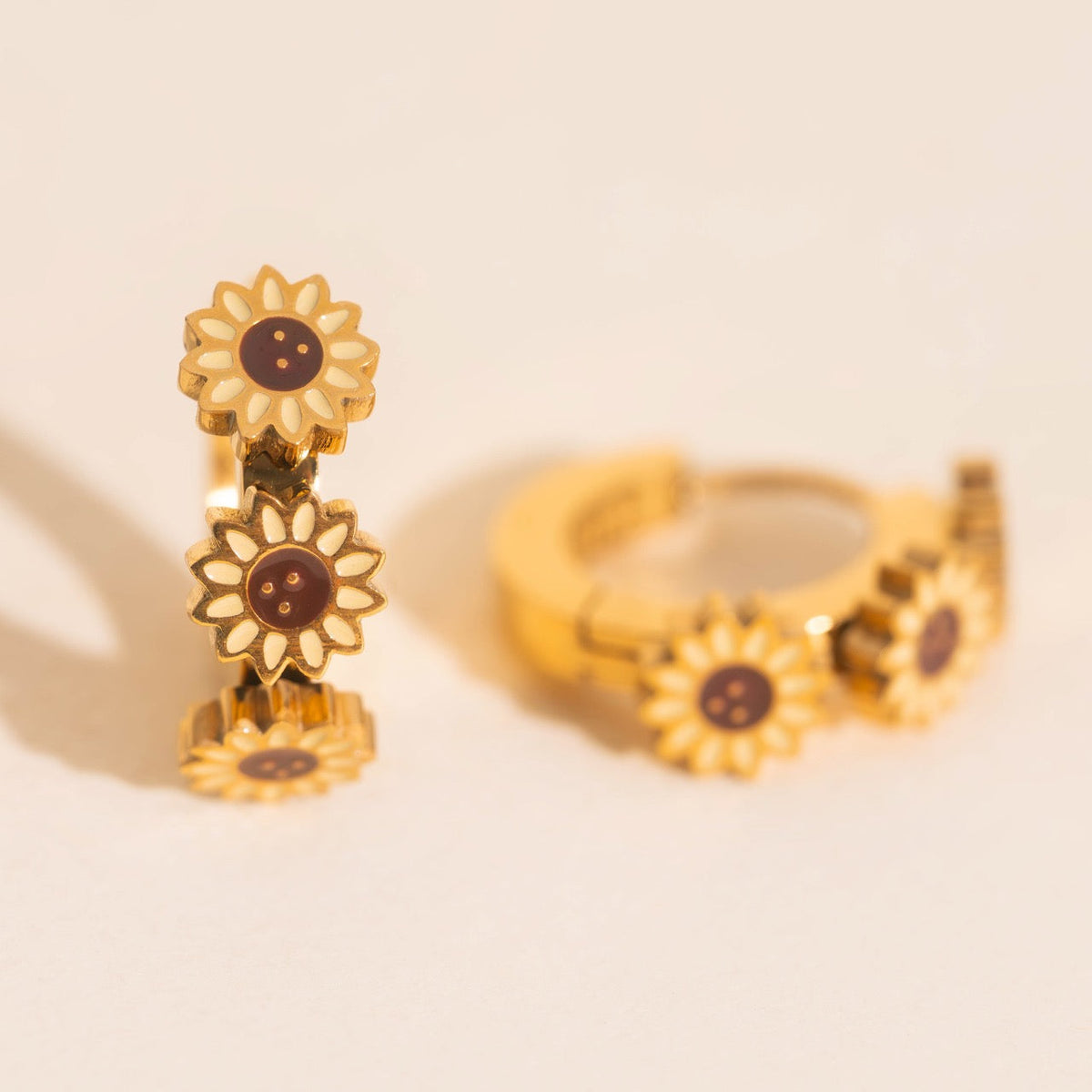 3D Huggie Hoops®