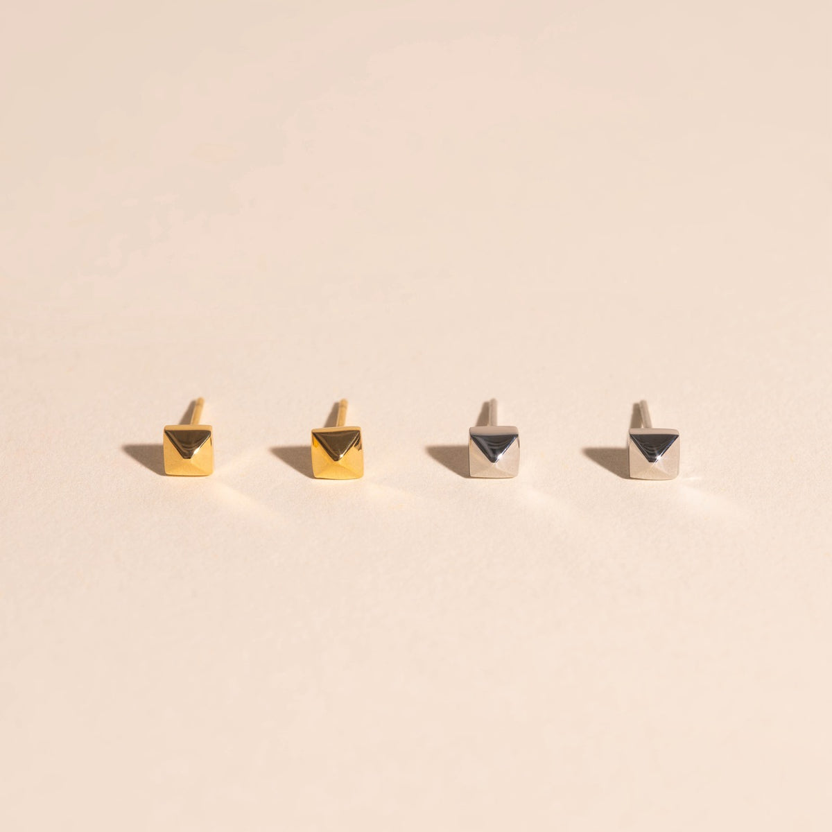 Pyramid Stud Mini Stud Earrings
