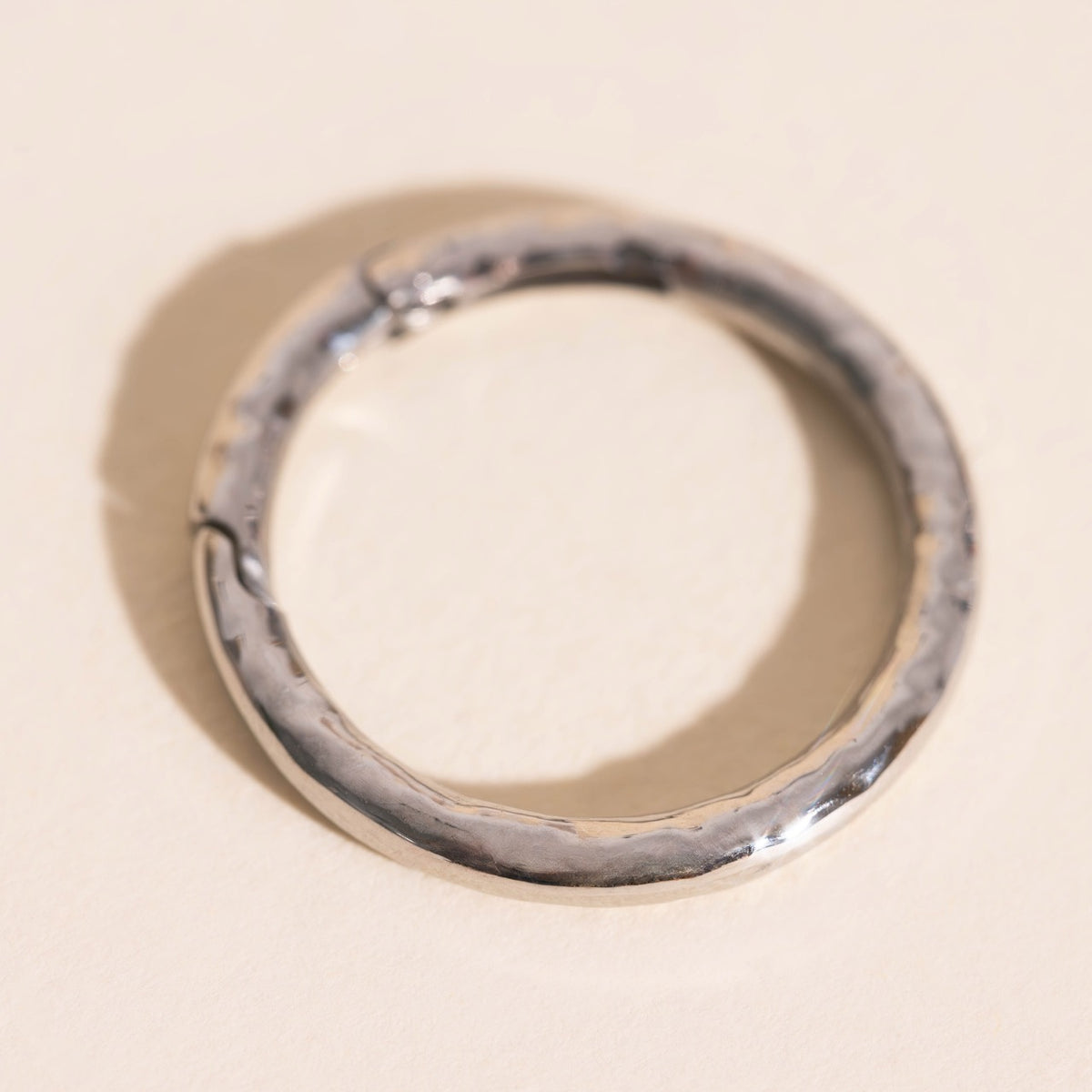 Hammered Circle Necklace Charm Clasp (18mm)