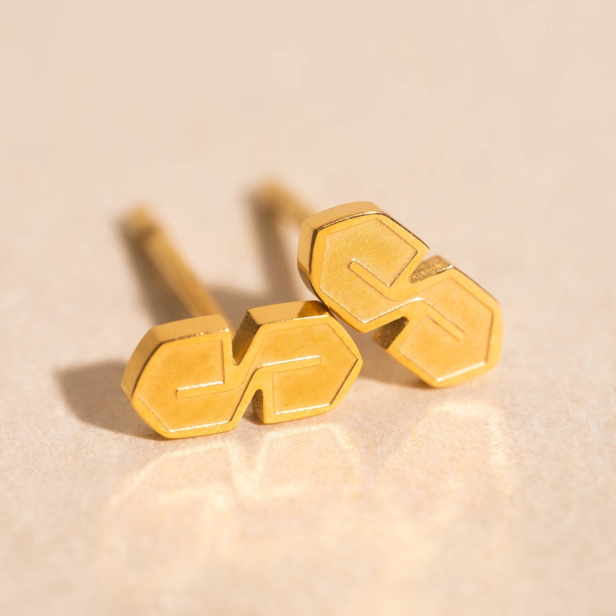 Cool S Mini Stud Earrings