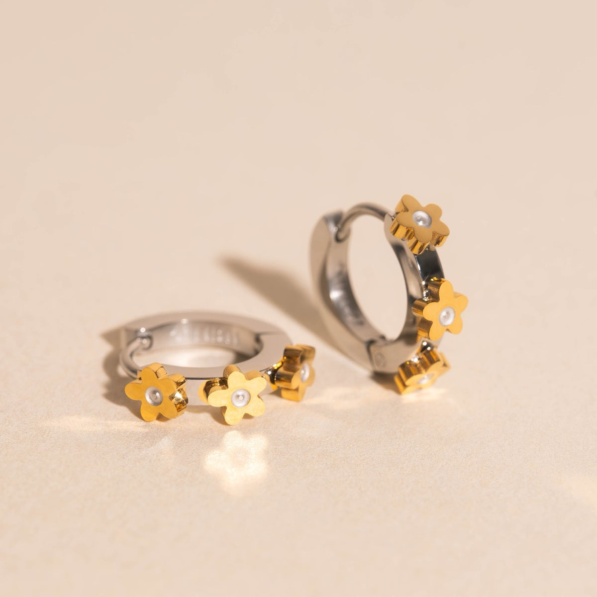 Daisy 3D Huggie Hoop Earrings