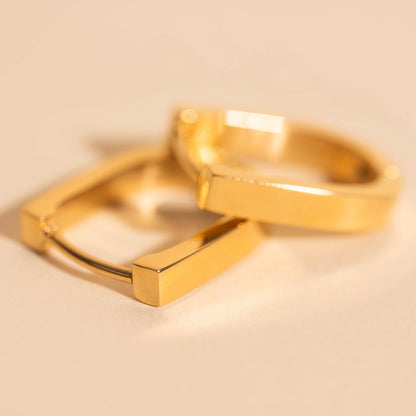 Titanium Smooth Stirrup Huggie Hoop Earrings - FeatherTUFF™
