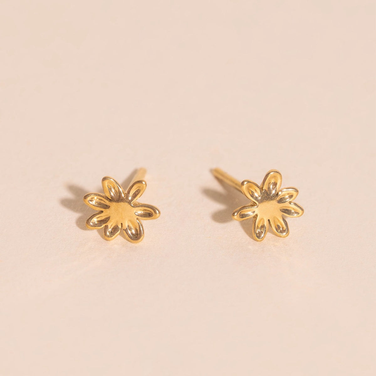 Mini Basic Flower Stud Earrings